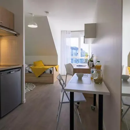 公寓 Nemea Constantine *